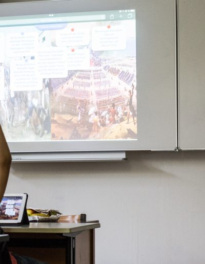 ... und diskutieren die Zuordnungen anschließend in der Klasse.